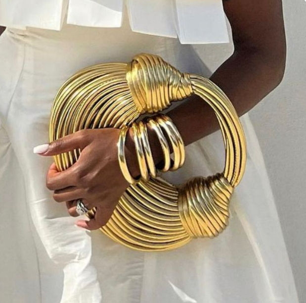 Sac à main tissé à la main de couleur unie pour femmes