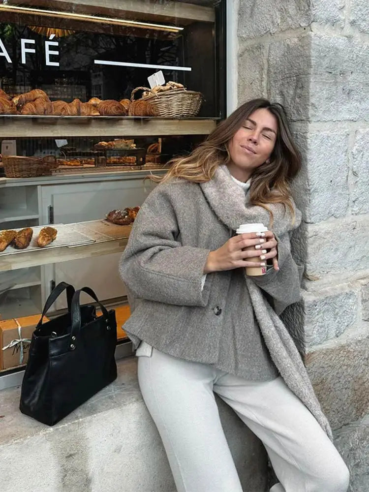 Veste courte élégante à manches longues pour femme